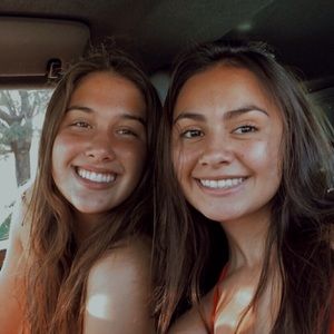 Meet your Posher, Maya